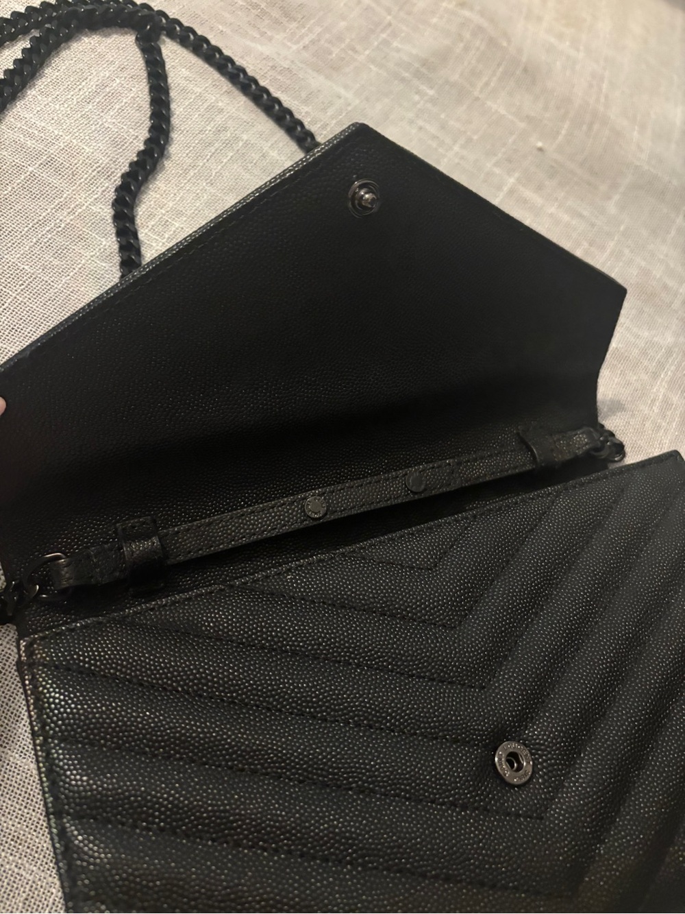 Yves Saint Laurent Black Quilted Leather Chain Wallet YSL - Picture 4 of 7